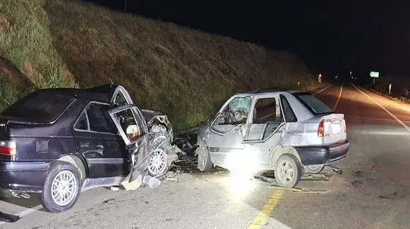 3 کشته در تصادف هولناک پژو با پراید در جاده سنندج