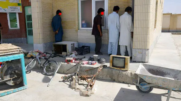 دستگیری 3 سارق حرفه ای منازل در نیک شهر+عکس