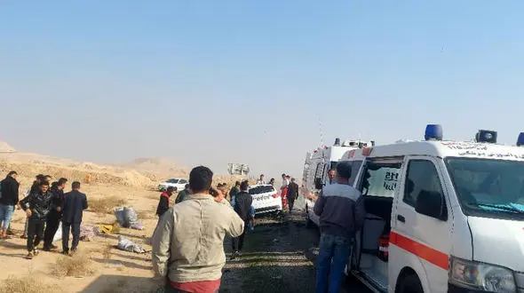 تصادف زنجیره‌ای مرگبار در جاده گناباد به قاین / ۳ کشته و ۱۴ مصدوم