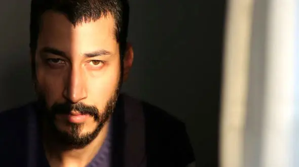 تصویر عجیب از بهرام افشاری وقتی بی پول بود!