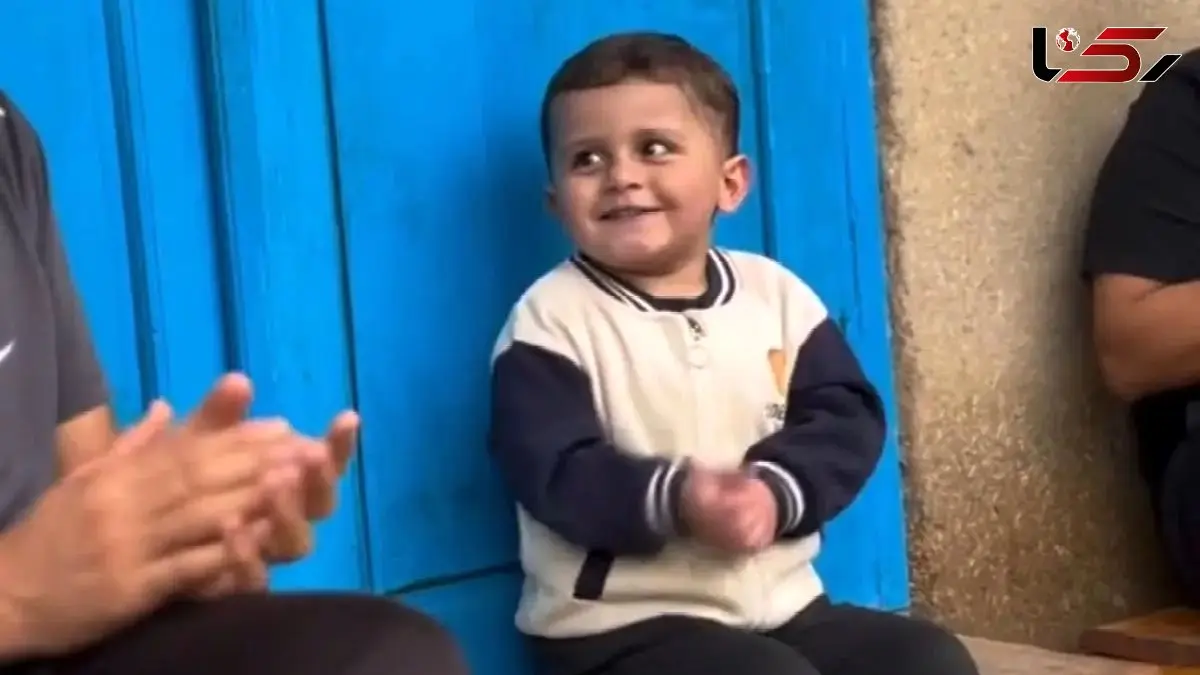 فیلم آواز شاد /  بچه قلقلی بند انگشت اندازشه ولی با آوازش چنان مجلس گردونی میکنه بیا و ببین 