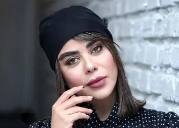 میکاپ خیره‌کننده و شیک بازیگر ایرانی؛ الهام اخوان بیلی آیلیش ایرانی همه را غافلگیر کرد!