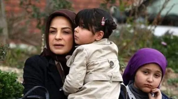 نگاهی به جشن تولد ساده و خودمونی یاس نوروزی، پریا مشتاق در سریال دودکش/ ماشالا چقدر عوض شده !