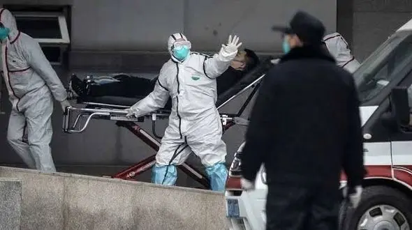 برگزاری جشنواره جذب توریست چینی در همدان با وجود حمله کرونا / وزارت بهداشت: بیمار یابی در حال انجام است