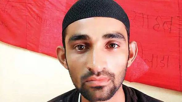 علی قبل از بریدن سر رضوان برایش خوراکی و شیرینی خرید! +عکس