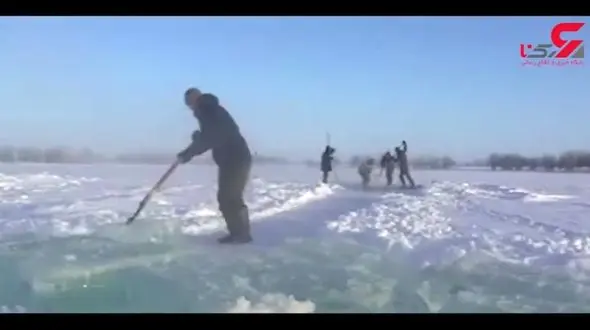 زندگی جالب روستاییان روسیه در برف و یخبندان + فیلم 