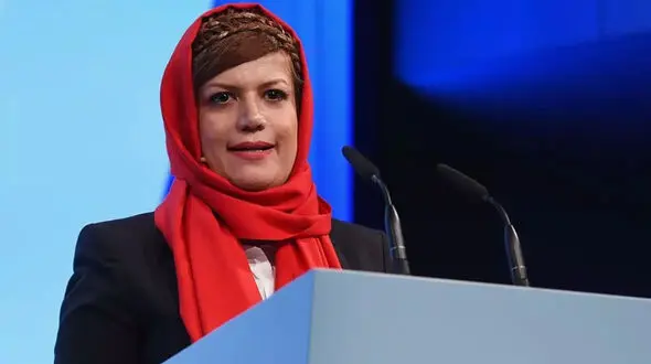 مشهورترین پزشک ایرانی در استادیوم الثمامه + فیلم