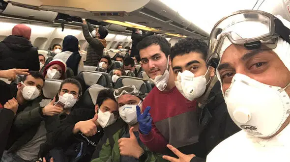 تصویر دانشجویان بازگشته از ووهان ۱۴ روز پس از قرنطینه