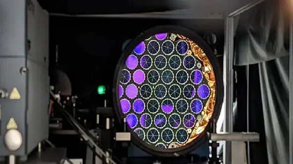 پرتاب لیزر به فضا برای شناسایی مرکز زمین