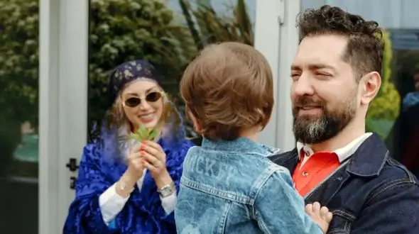 نگاهی به زندگی پرتناقض و اعیانی مینا مختاری/ همسر بهرام رادان هم که باشی چون مادری باید کف آشپزخونه رو تمیز کنی!