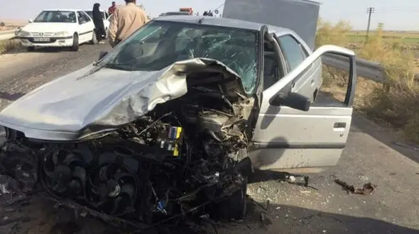 مرگ هولناک 6 نفر در تصادف وحشتناک پژو با گاردریل در کوهدشت

