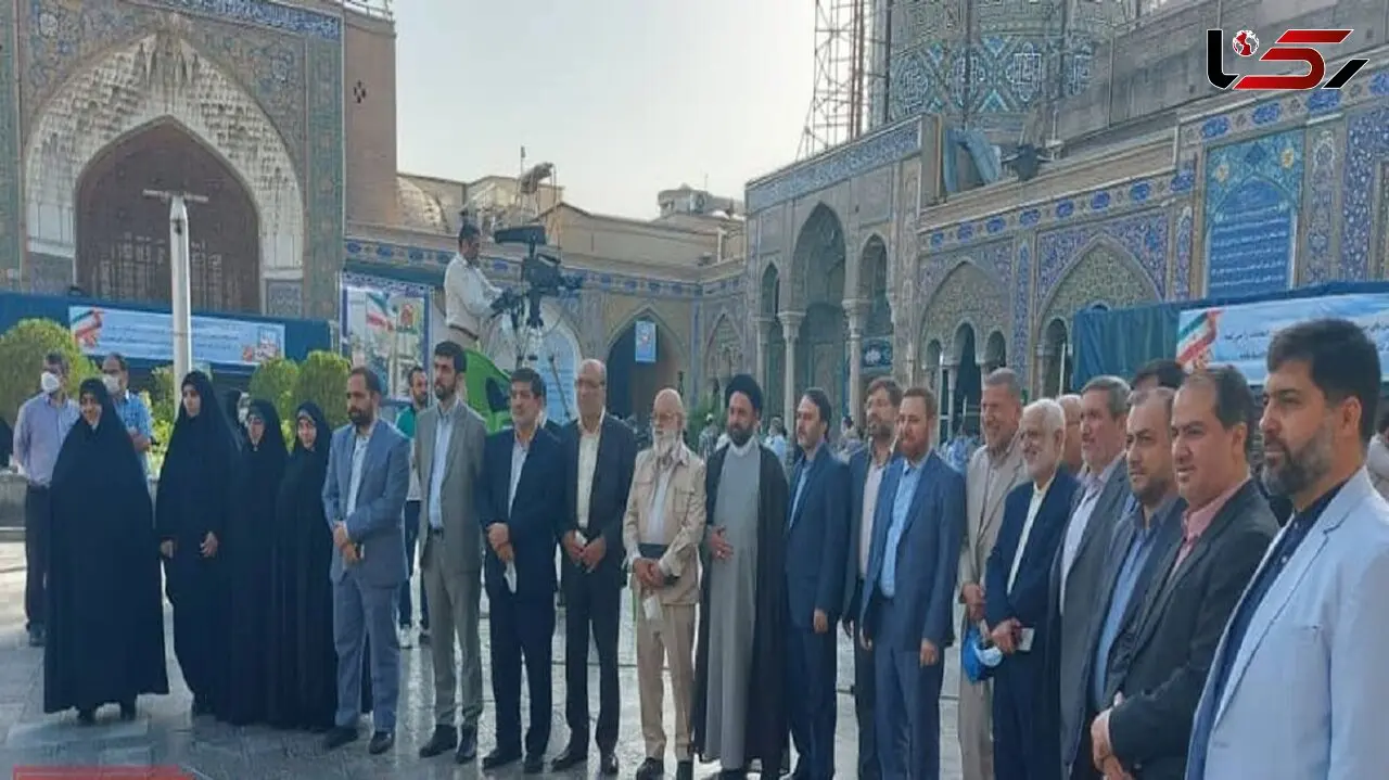 فیلم رای دادن اعضای لیست تهران سربلند در حرم حضرت عبدالعظیم (ع) شهر ری