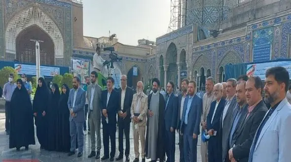 فیلم رای دادن اعضای لیست تهران سربلند در حرم حضرت عبدالعظیم (ع) شهر ری