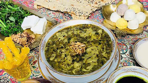 طرز تهیه آش لخشک خوش‌ طعم؛ یک وعده سنتی که به دل می‌ نشیند
