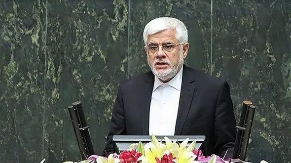 عارف: عملاً در یک سال گذشته شرایط جنگی را در نظر گرفته بودیم/ برخی احکام برنامه هفتم قابل اجرا نیست