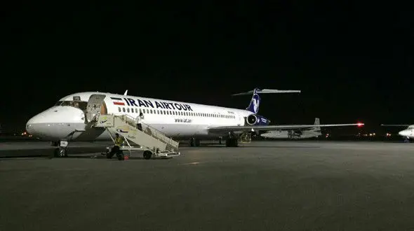 وحشت از فرود اضطراری هواپیمای مشهد در فرودگاه اهواز