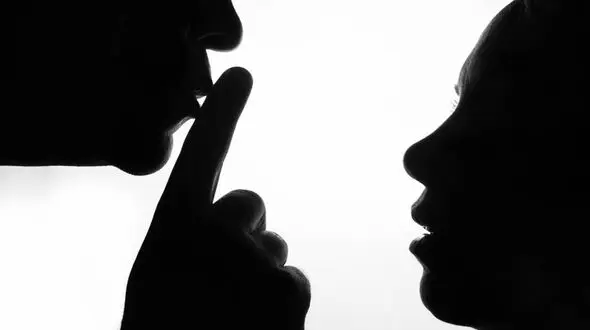 آزار شیطانی زن جوان پس از آشنایی در اینستاگرام / با قول ازدواج به خانه کشانده شدم ! / فرانسه