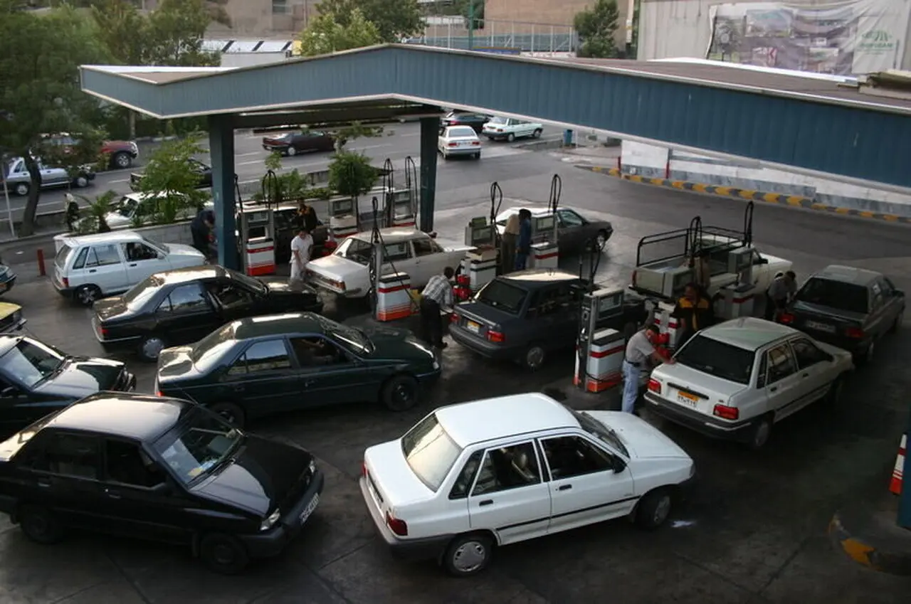سهمیه بنزین خودروها افزایش یافت؛ دارندگان کارت سوخت مطلع شوند