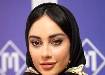 فیلم / ترلان پروانه : بخاطر یک اشتباه بزرگم به پدرم عذرخواهی بدهکارم / بابا منو ببخش ! / مامانم می دونست اما به بابام ...