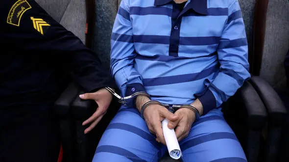 این مرد با نظر پزشکی قانونی اعدام نمی شود / در صحنه قتل چه گذشت؟