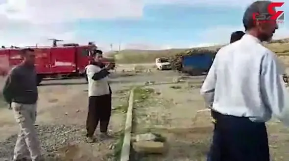 لحظه تلاش در جمعه بازار نقده برای نجات یک سگ + فیلم