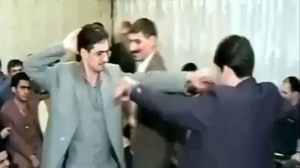 فیلم آواز آذری نوستالژی /  عروسیم عروسیای دهه 70؛ پایکوبی با آهنگ دونیا دونیا تو عروسی سال 78