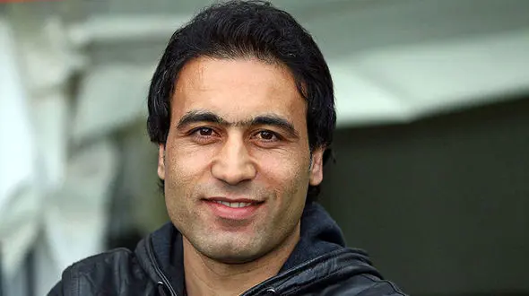 مهدوی‌کیا: آن قدر روی میز کوبیدم که هنوز دستم درد می‌کند! 