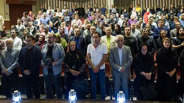 گزارش تصویری از بزرگداشت زنده یاد عارف لرستانی در روز چهلم درگذشتش