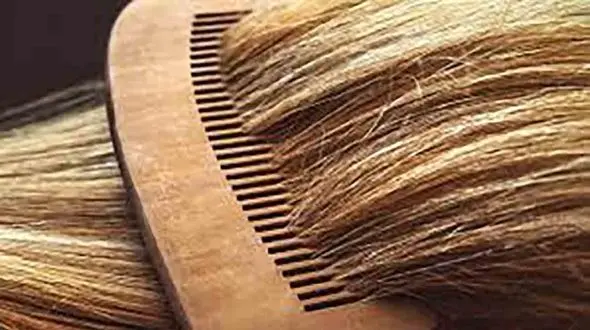 اشتباهات رایج در شانه زدن موها 