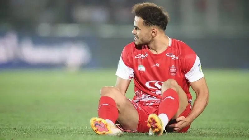 مصدومیت اوستون اورونوف در بازی پرسپولیس و سپاهان