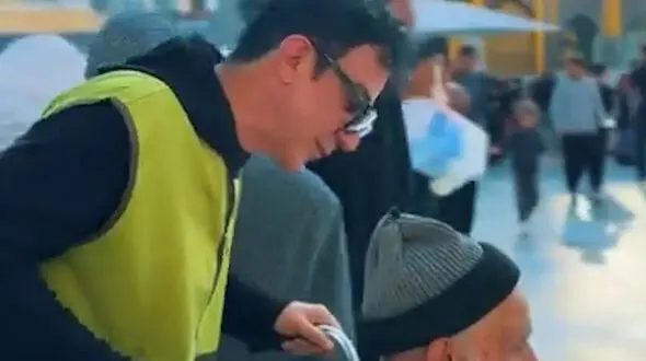 از خادم شدن عموپورنگ برای امام رضا (ع) تا ممنوع التصویر 9 ساله شهرام شکوهی
