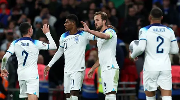 انگلیس 3 – 1 ایتالیا/ صعود سه شیرها به جام ملت‌ها، بحران در اردوی لاجوردی پوشان