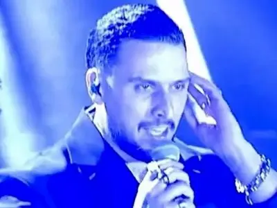 آواز لاکچری؛ وقتی یه پسر ایرونی تبریزی تو ترکیه کنسرت گذاشته و میترکونه افتخار شد