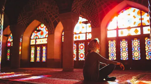 هتلداری، در ایران خیلی سودده نیست / جذابیت های طبیعی و باستانی زیادی داریم؛ ولی نتوانسته ایم در حوزه گردشگری رشد کنیم + فیلم