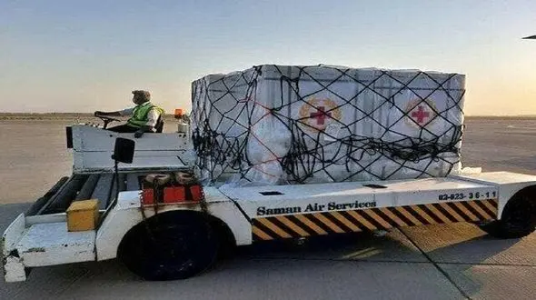 ورود بزرگترین محموله واکسن کرونا توسط هلال احمر + جزئیات