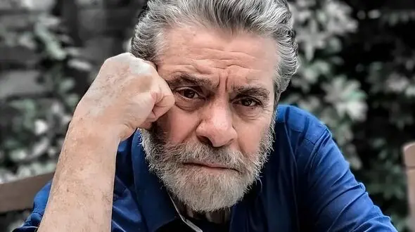 سفر در زمان/ عکس شهره آغداشلو و بهروز وثوقی در پشت صحنه یک تئاتر؛ سال 57