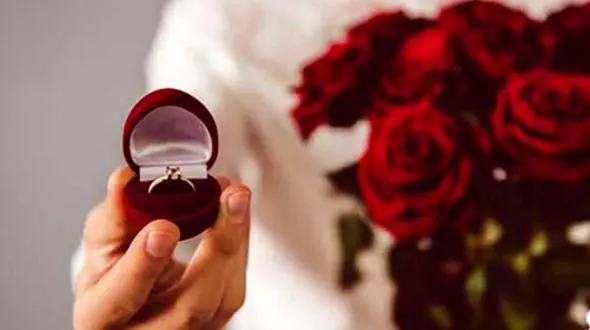 فیلم / تشبیه توهین‌آمیز کارشناس خانم در برنامه تلویزیونی: مردانی که در حد پراید هستند دنبال زنان در حد بنز هستند و دختران طبقه پایین مثل دوچرخه را...