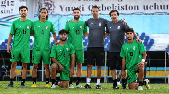 شوک به عنایتی دقایقی قبل از بازی با هنگ کنگ/ ناظر AFC: دو بازیکن ایران محروم هستند!