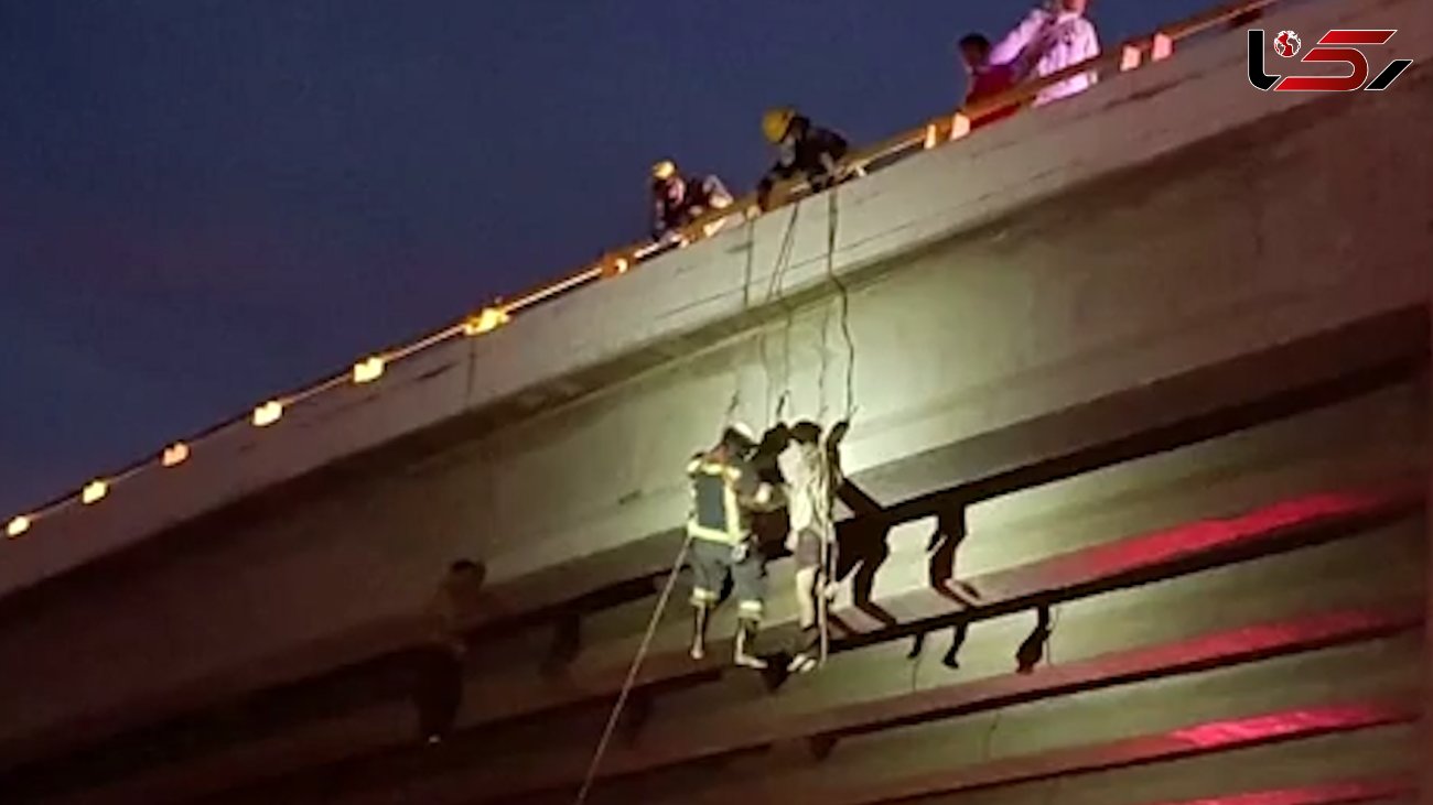 6 توریست در مکزیک از پلی  حلق‌آویز شدند+ فیلم و عکس وحشتناک 