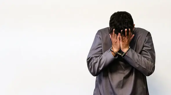 بازداشت جیب بر تهرانی در زندان + عکس