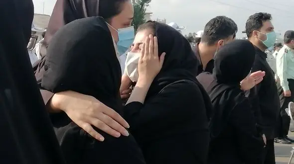 مراسم تشییع پیکر شهید چائی‌پز /به همراه عکس و فیلم