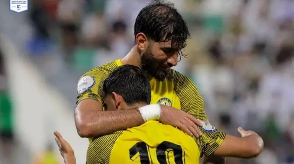 مغانلو به استقلال نه گفت / پرسپولیس یا تراکتور؟