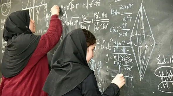 فردا مدارس، دانشگاه‌ها و ادارات بندرعباس دایر خواهند بود