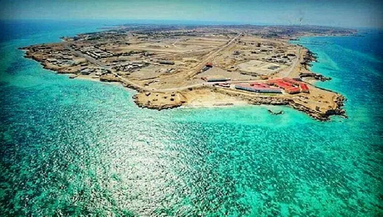  آمریکا جزیره خارگ را بمباران کرد / فیلم