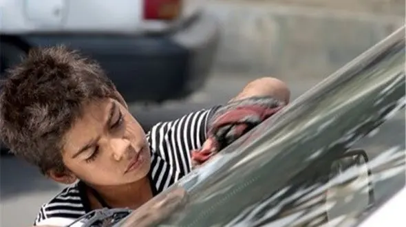 ساعت کار کودکان کار افزایش یافت / روزی 30 ثانیه برای کودکان خیابانی وقت بگذاریم