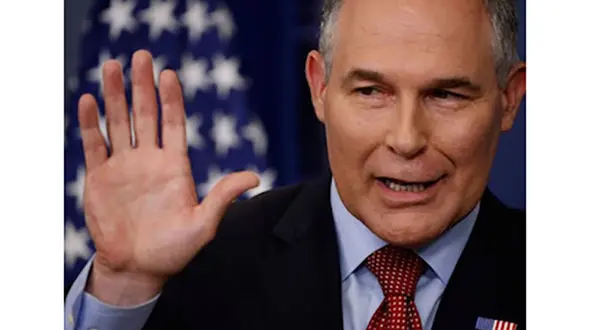 ترامپ استعفای مدیر بدنام خود را پذیرفت