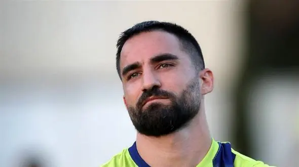 مهرداد محمدی برای عقد قرارداد با تراکتور به ترکیه رفت!