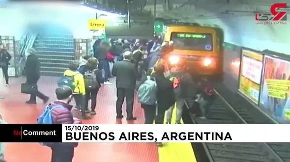 تلاش مسافران مترو برای نجات یک زن از مرگ حتمی + فیلم