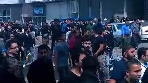 حاشیه ها و ناگفته های مراسم خاکسپاری شاه مازندران + عکس و فیلم