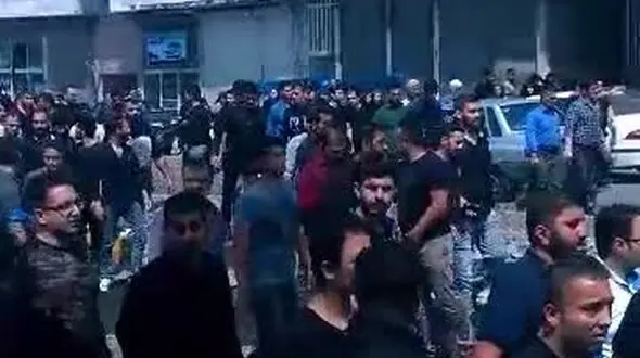 حاشیه ها و ناگفته های مراسم خاکسپاری شاه مازندران + عکس و فیلم